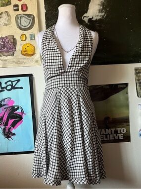 🍒 Miou Muse Halter Fit-and-Flare Dress 🍒